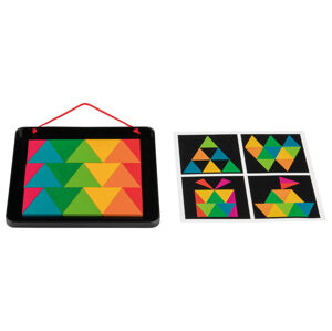 Playtive Kreatívna tabuľa s magnetmi (trojuholník)